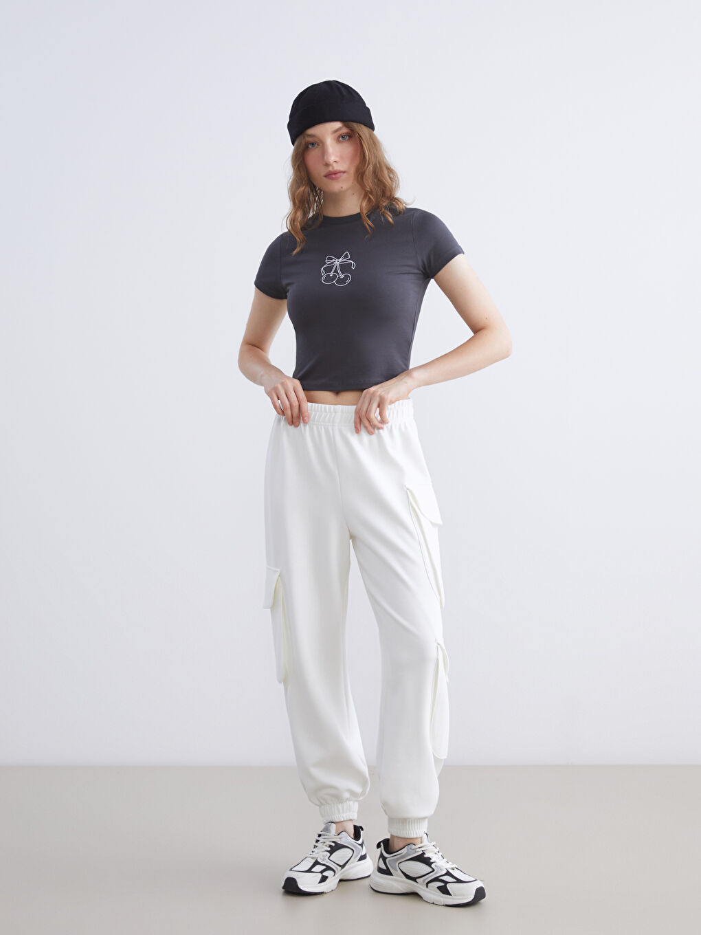 Antrasit Bisiklet Yaka Baskılı Crop-1