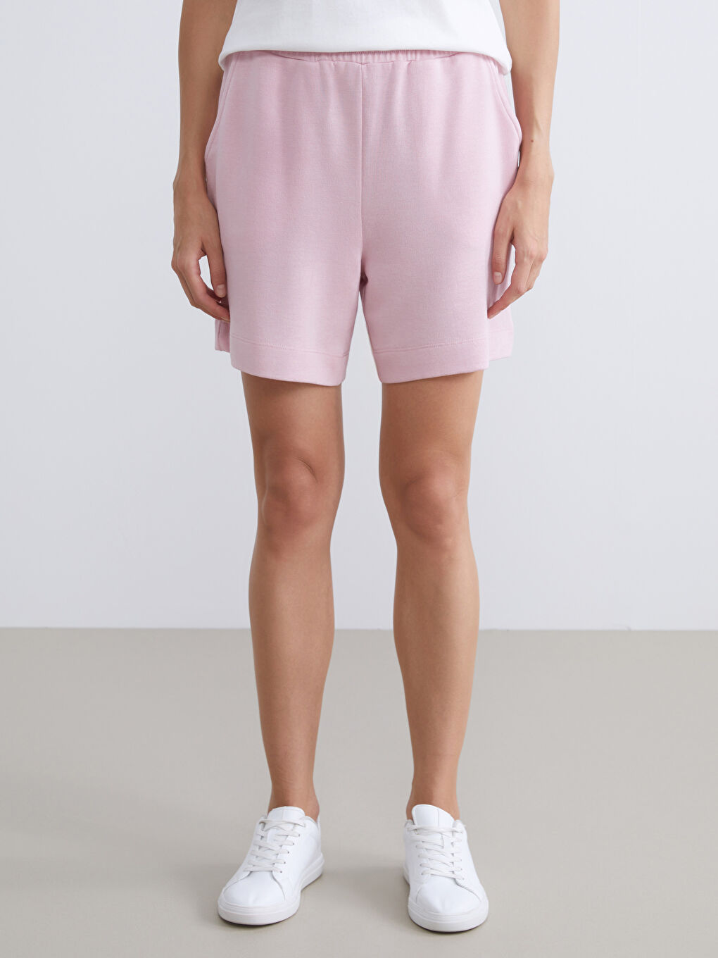 Pembe Beli Lastikli Kadın Şort-1