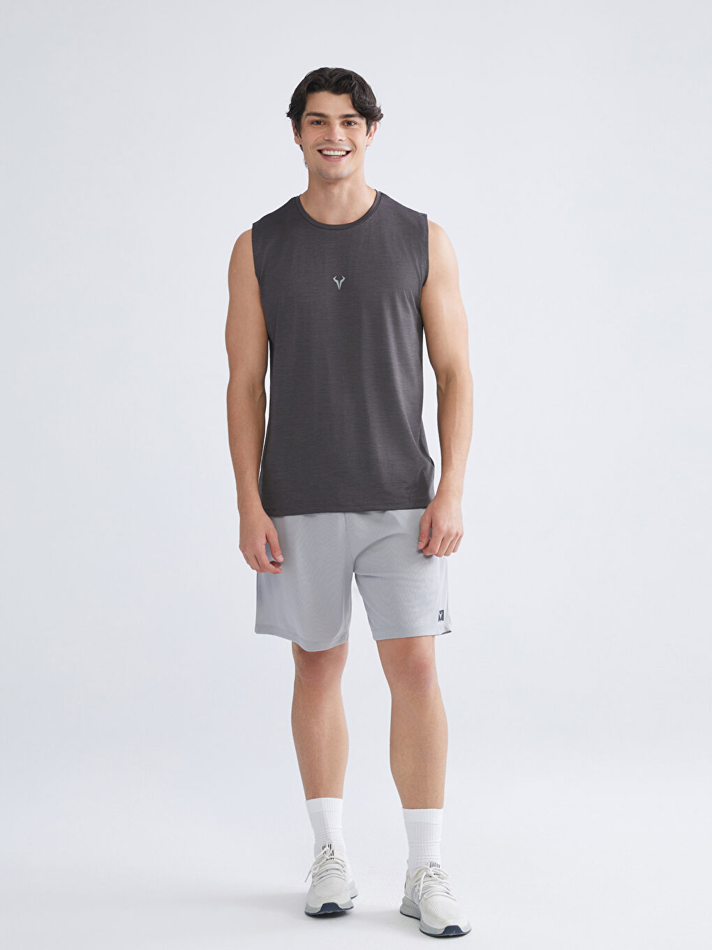 Antrasit Bisiklet Yaka Erkek Kolsuz Tişört-1