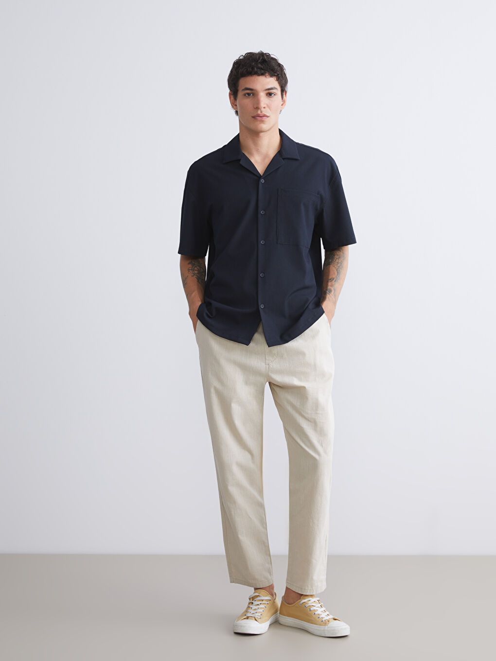 Gri Rahat Kalıp Keten Görünümlü Erkek Pantolon