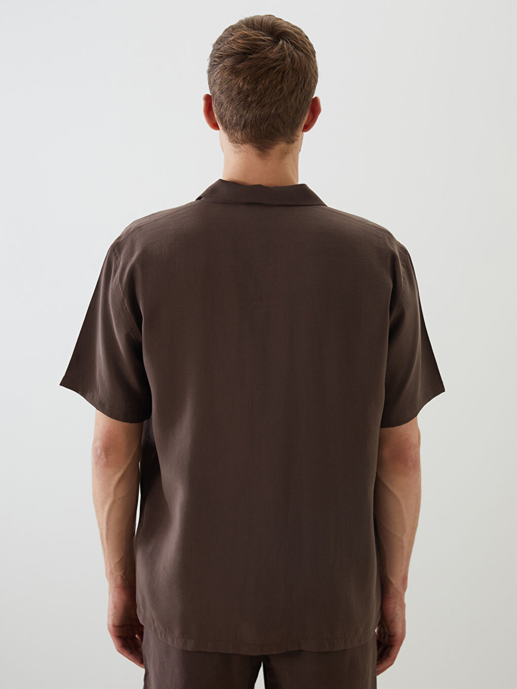 Kahverengi Regular Fit Kısa Kollu Armürlü Erkek Gömlek-7