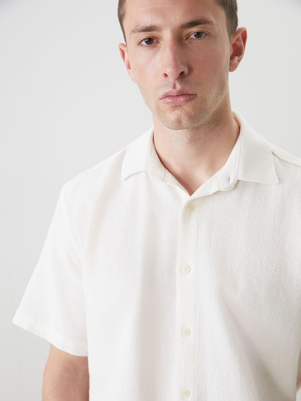 Ekru Regular Fit Kısa Kollu Armürlü Erkek Gömlek-5