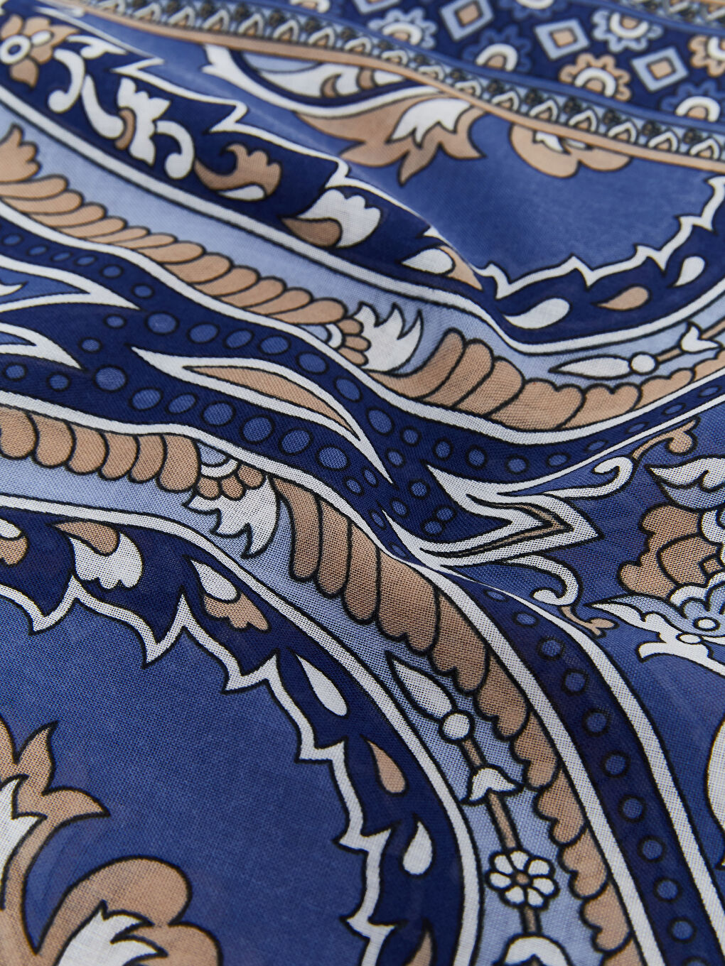 Bej Etnik Desenli Kadın Şal-2