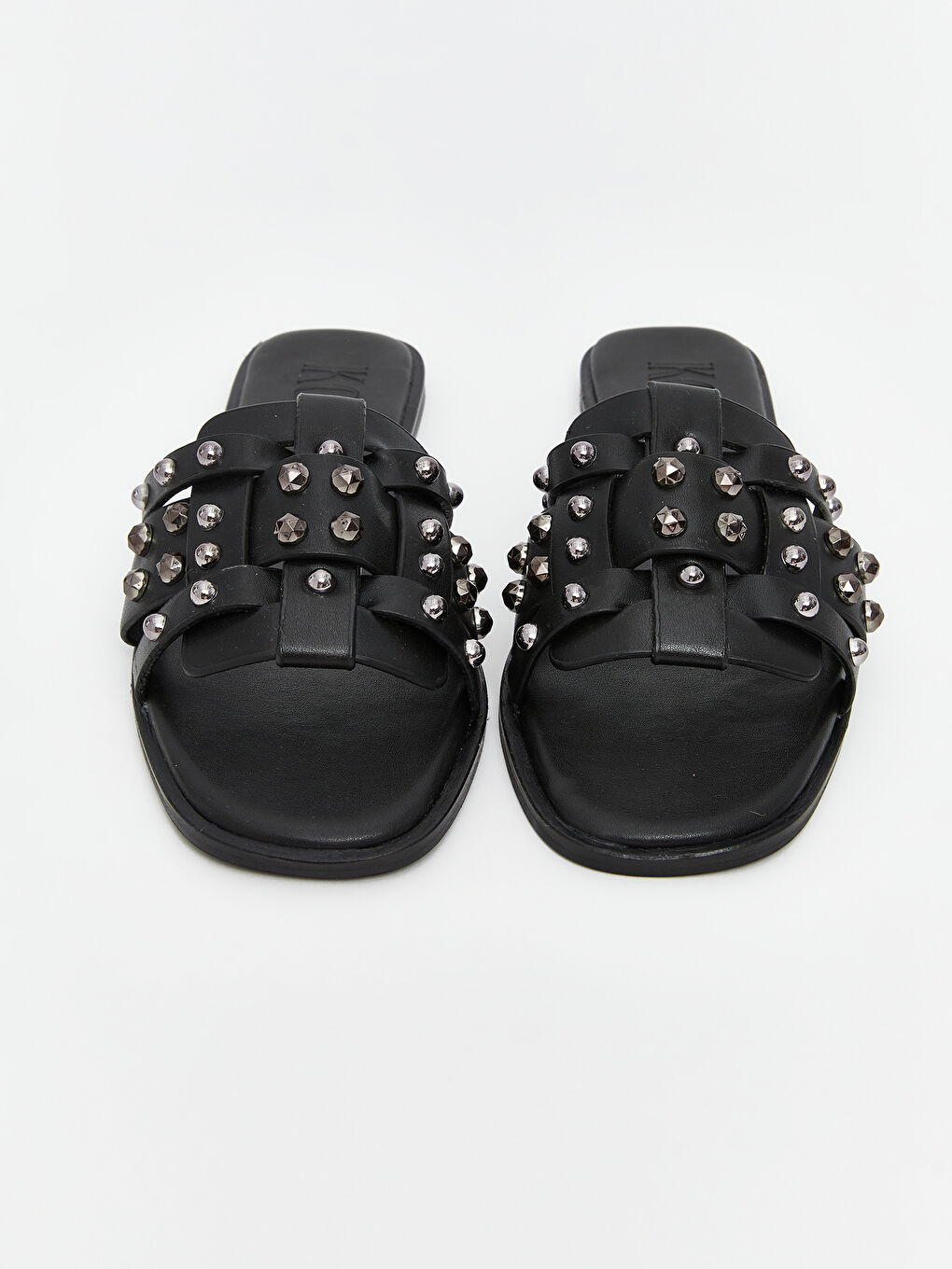 Siyah Deri Görünümlü Kadın Terlik-2