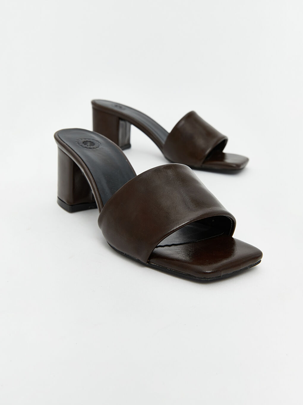 Kahverengi Deri Görünümlü Kadın Topuklu Terlik-2