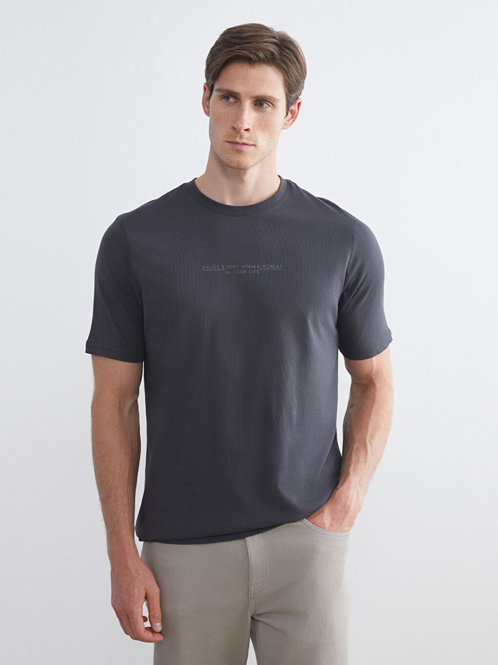 Antrasit Bisiklet Yaka Baskılı Penye Erkek Tişört