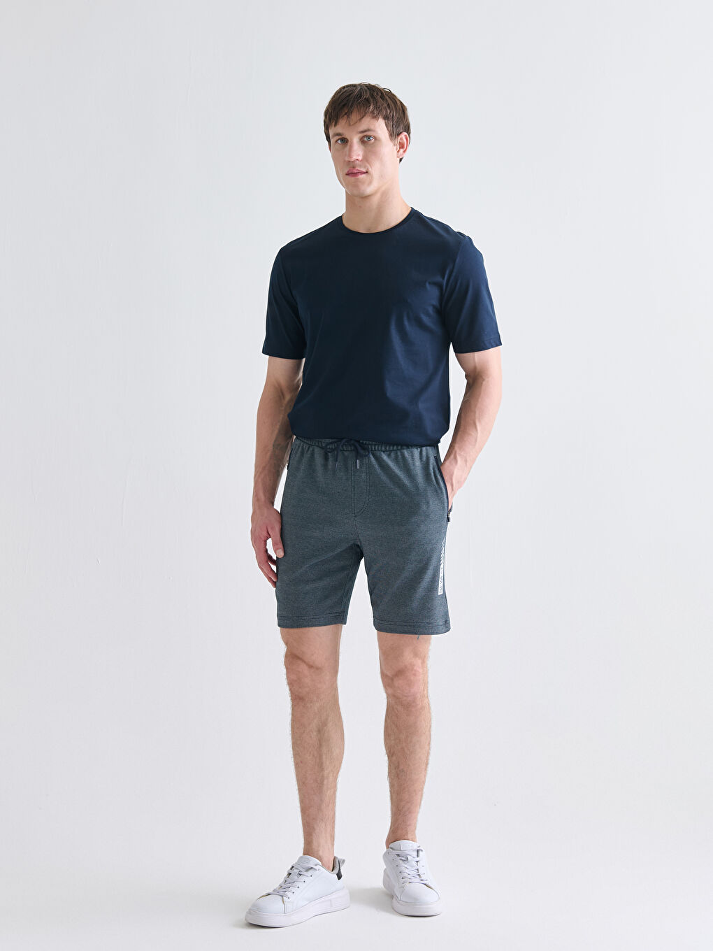 Lacivert Standart Kalıp Erkek Şort