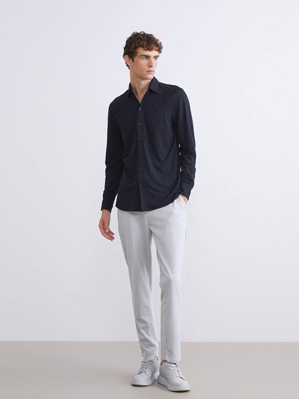 Lacivert Slim Fit Uzun Kollu Keten Görünümlü Erkek Gömlek-1