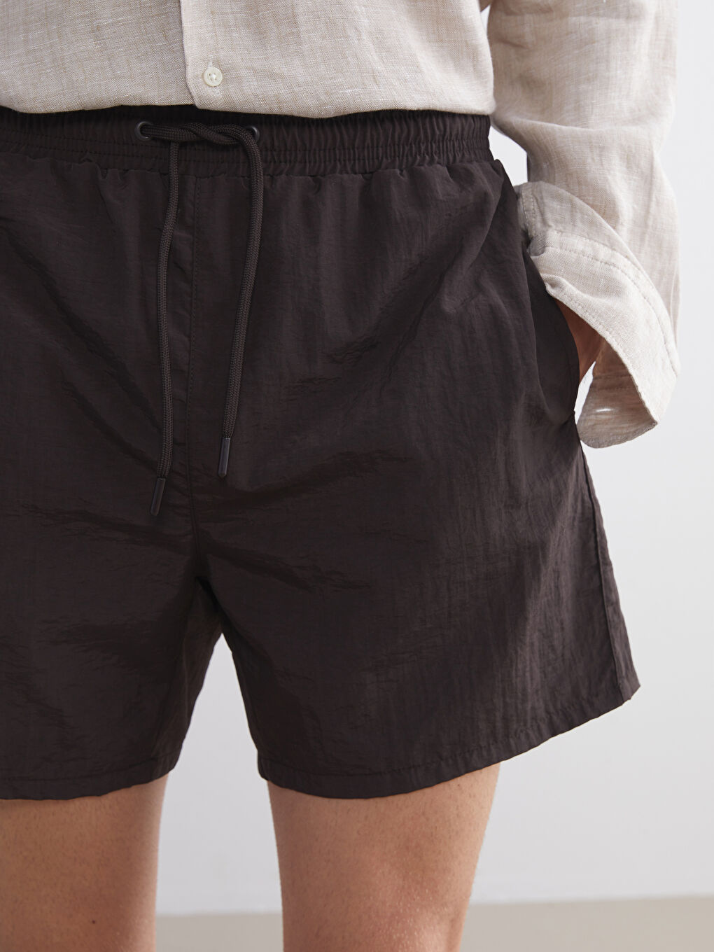 Kahverengi Kısa Boy Erkek Deniz Şortu-2