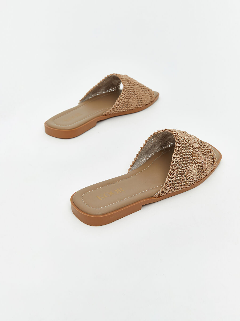 Kahverengi Örgülü Tek Bantlı Kadın Terlik-4