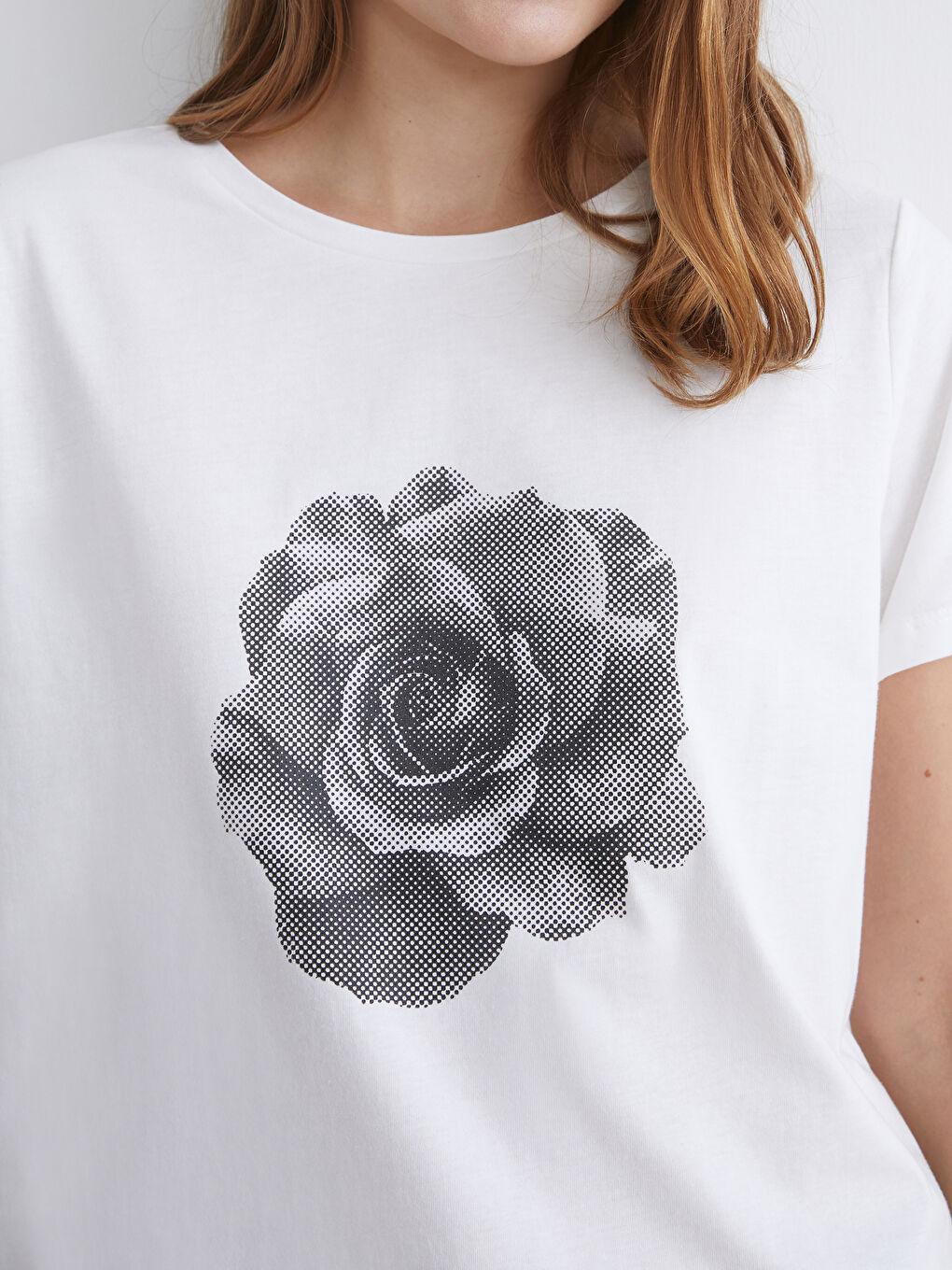 LCWAIKIKI Classic Crew Neck Floral Women's T-Shirt -S5S959Z8-R9J