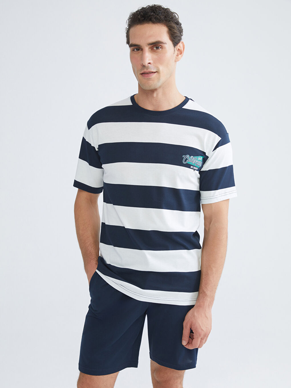 Lacivert Standart Kalıp Erkek Şortlu Pijama Takımı