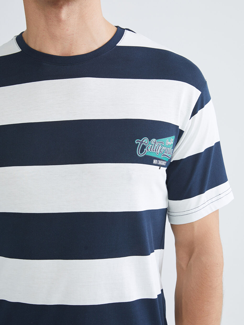 Lacivert Standart Kalıp Erkek Şortlu Pijama Takımı-2