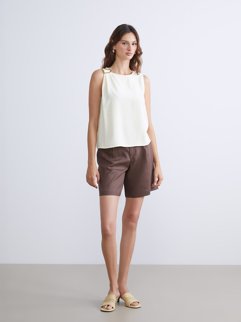 Bej Bisiklet Yaka Büzgülü Bluz-1