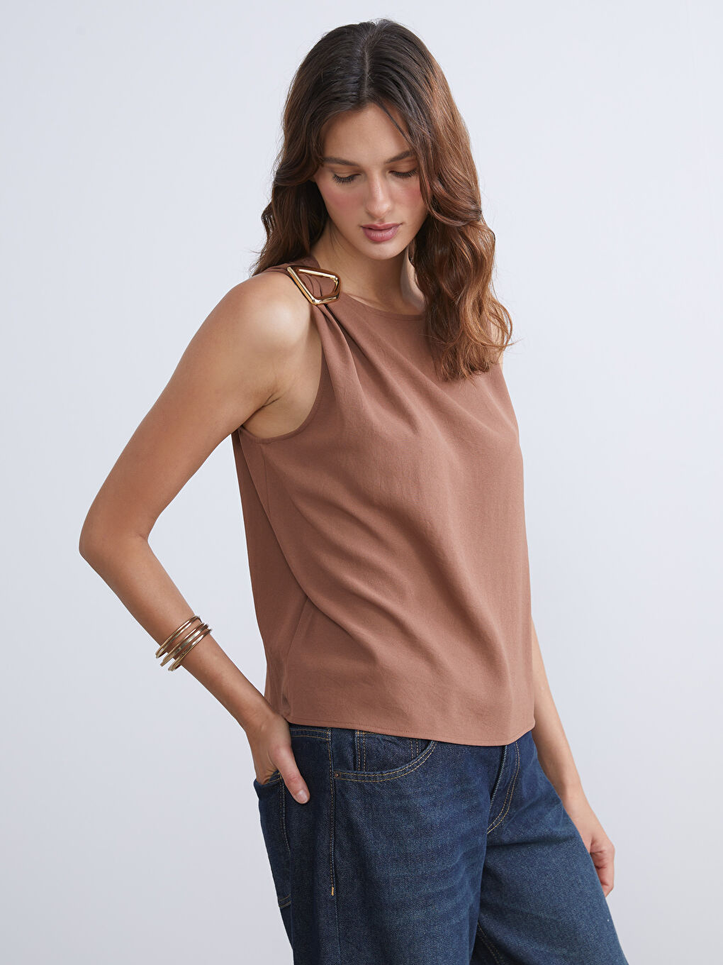 Kahverengi Bisiklet Yaka Büzgülü Bluz