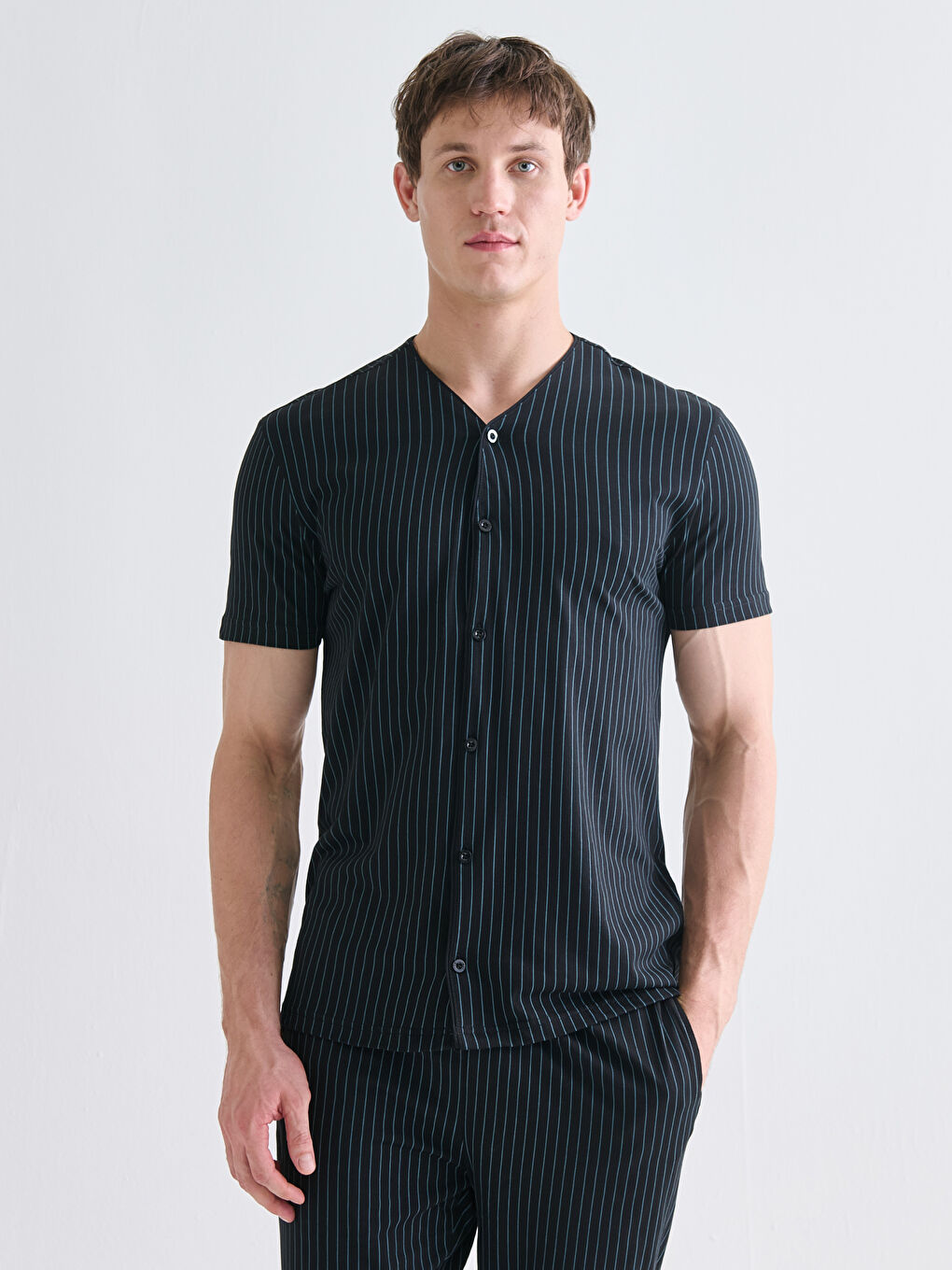 Siyah Standart Kalıp Erkek Pijama Takımı-1