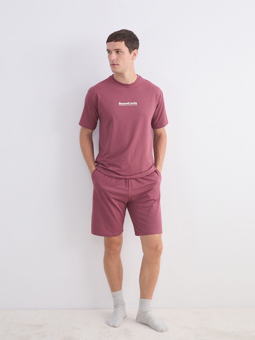 Pembe Standart Kalıp Erkek Şortlu Pijama Takımı-1