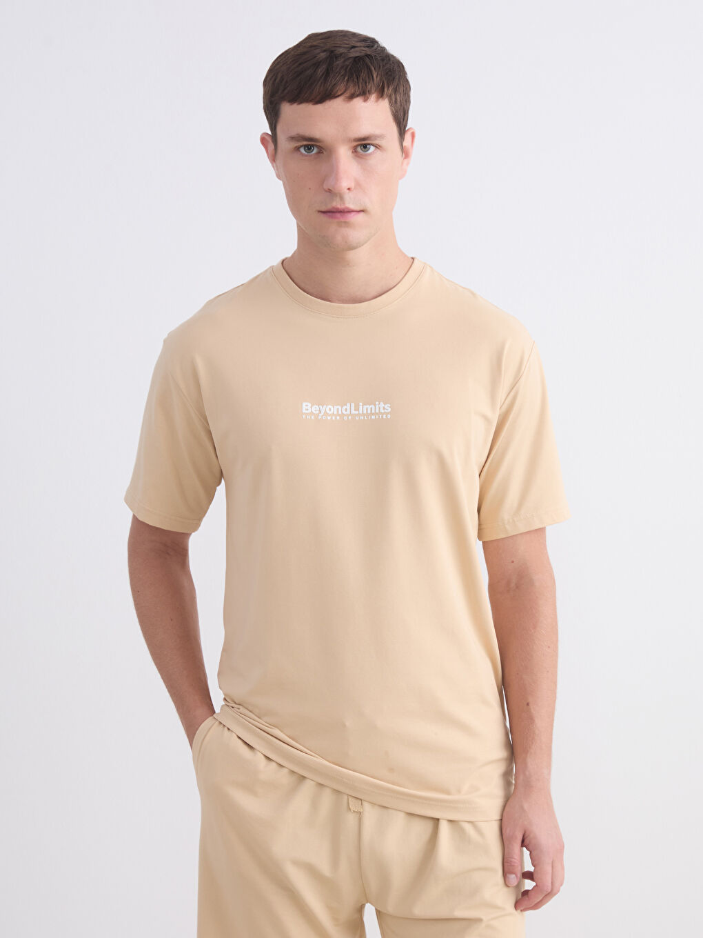 طقم بيجامة قصير عادي للرجال-1