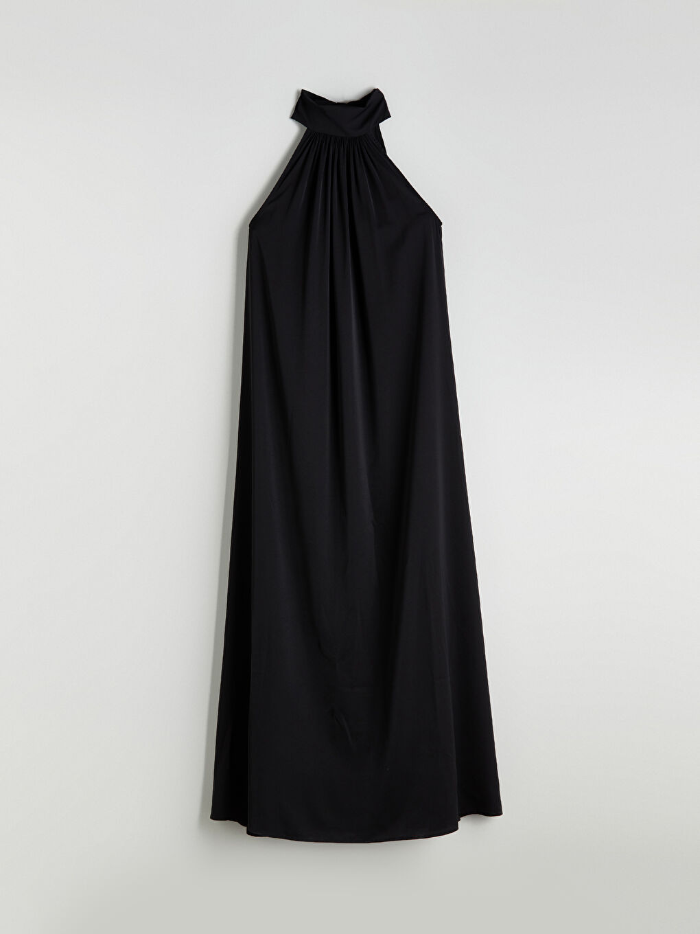 Siyah Halter Yaka Saten Elbise-6