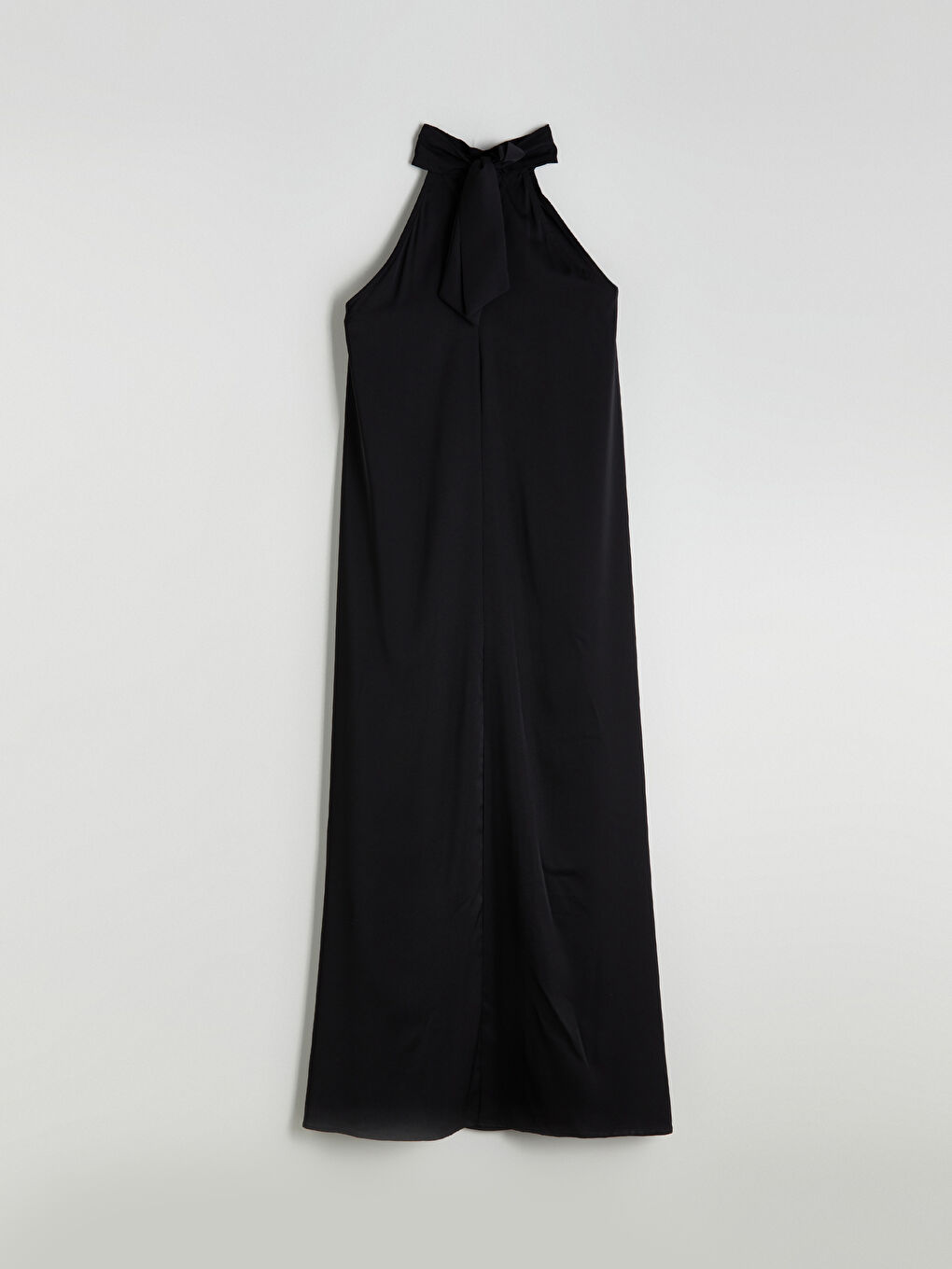 Siyah Halter Yaka Saten Elbise-8