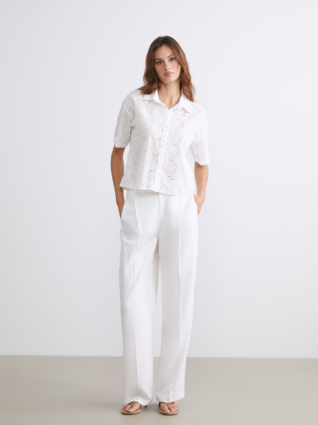 Ekru Ajurlu Brode Kadın Gömlek-1