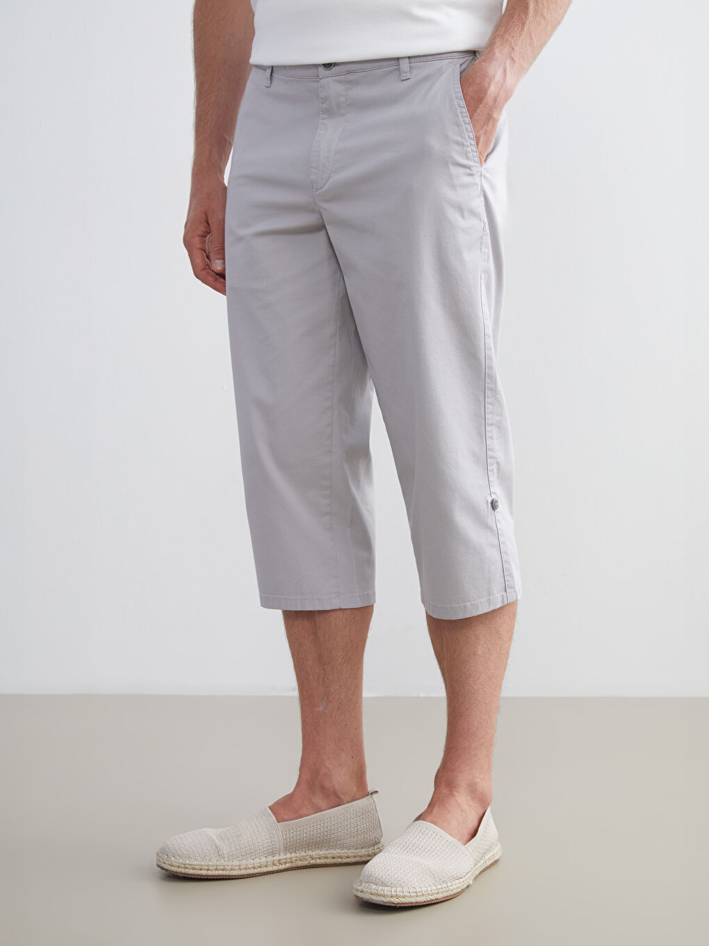 Gri Standart Kalıp Erkek Şort-1