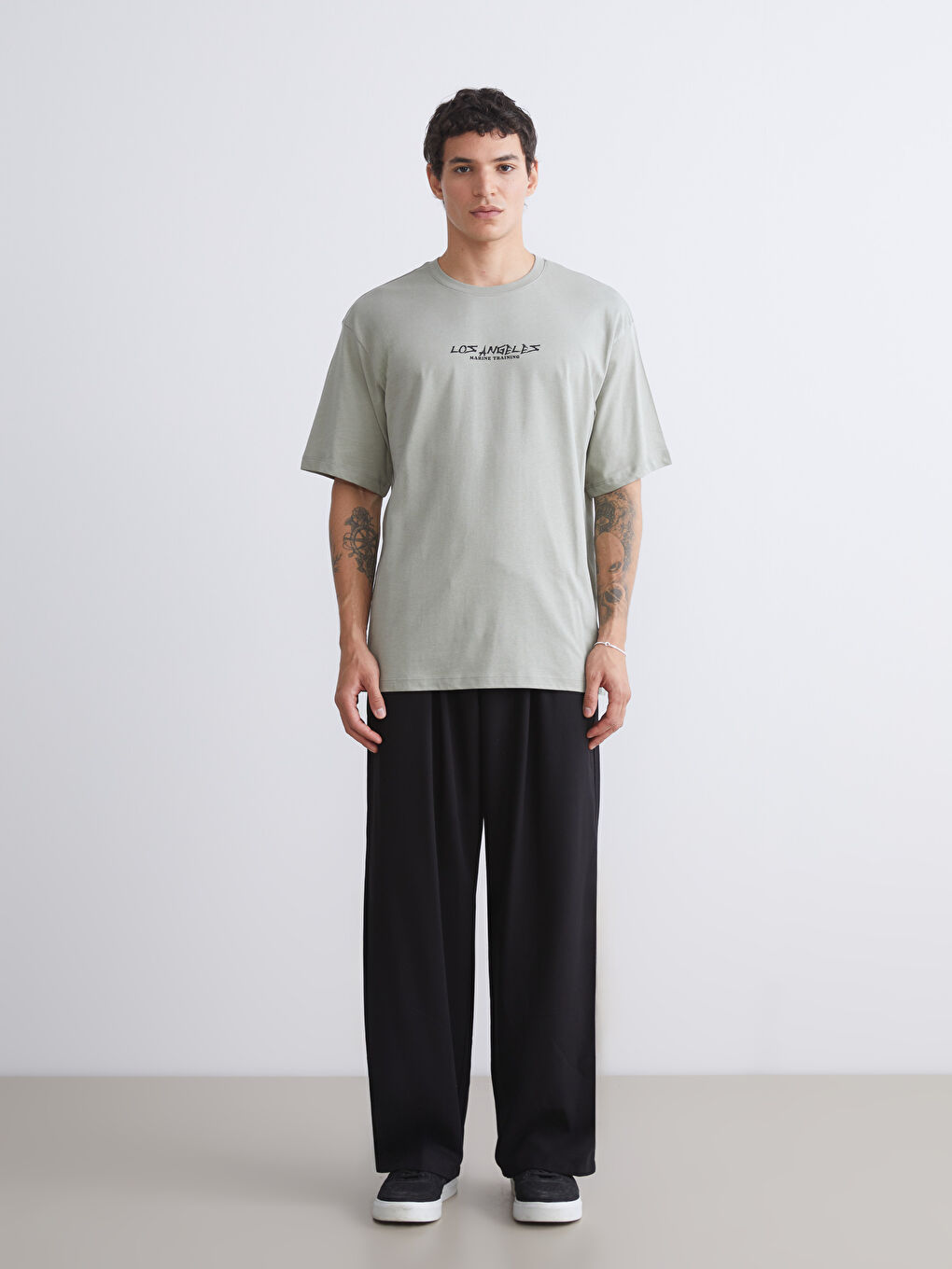 Haki Bisiklet Yaka Baskılı Penye Erkek Tişört-1