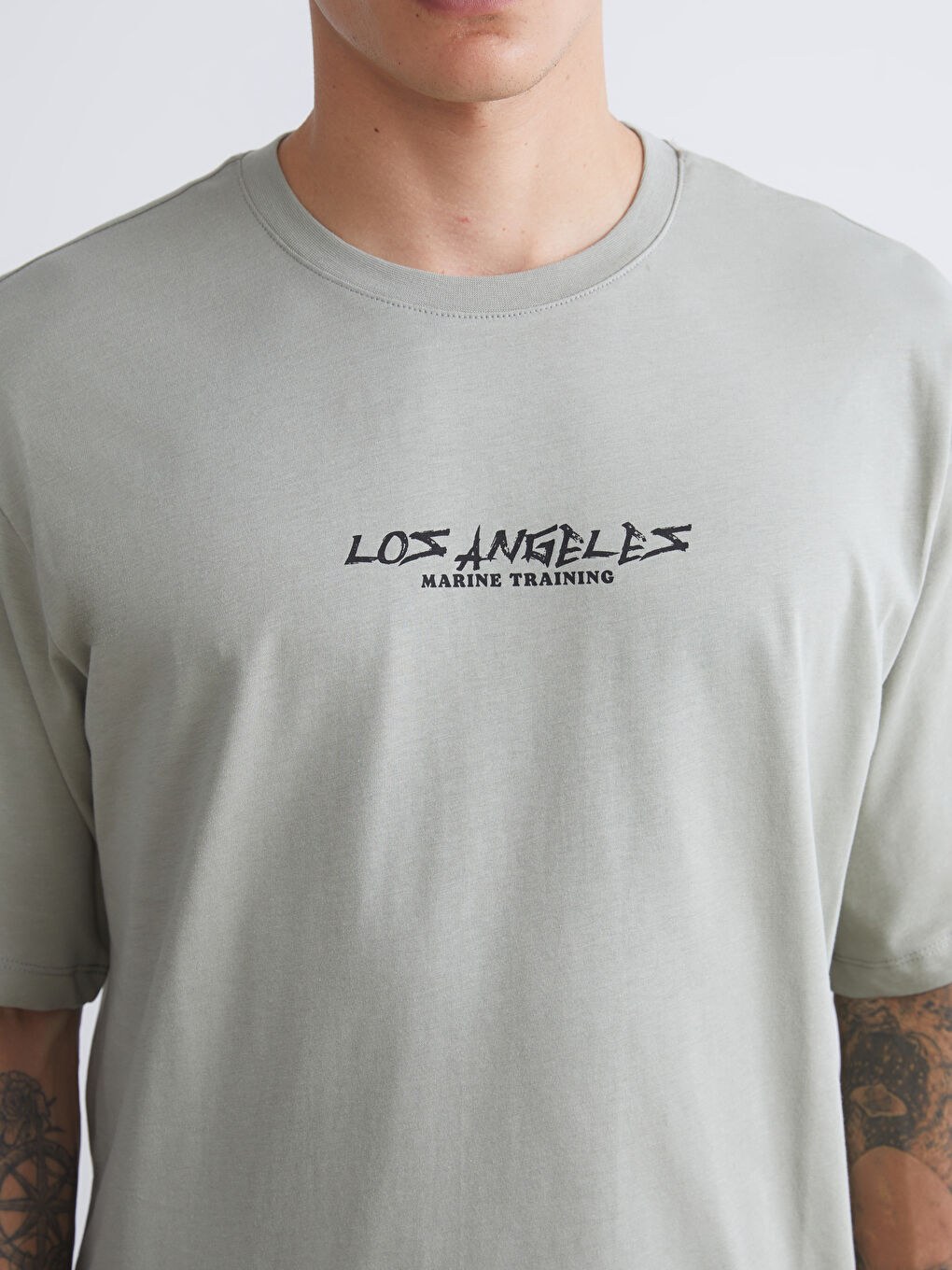 Haki Bisiklet Yaka Baskılı Penye Erkek Tişört-2