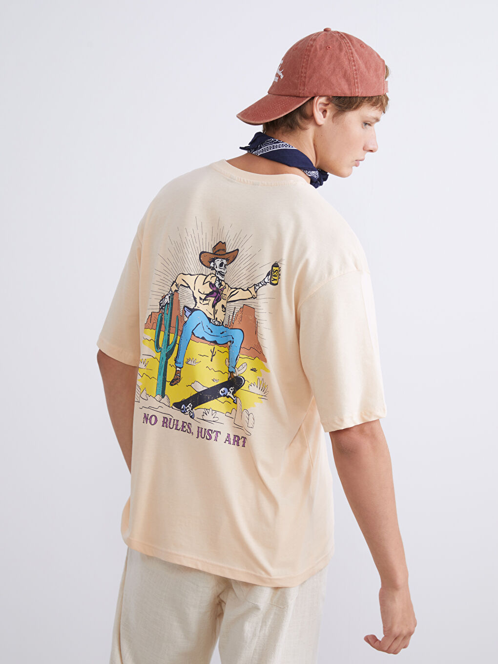 Turuncu Bisiklet Yaka Baskılı Penye Erkek Tişört