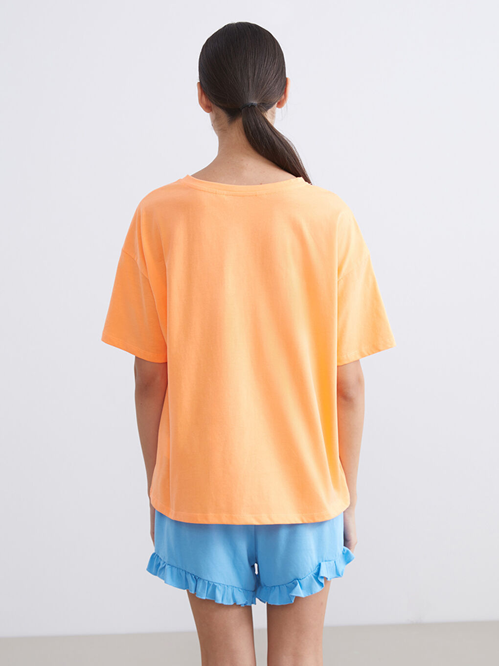 طقم بيجامة قصيرة مطبوع بياقة دائرية للسيدات-3