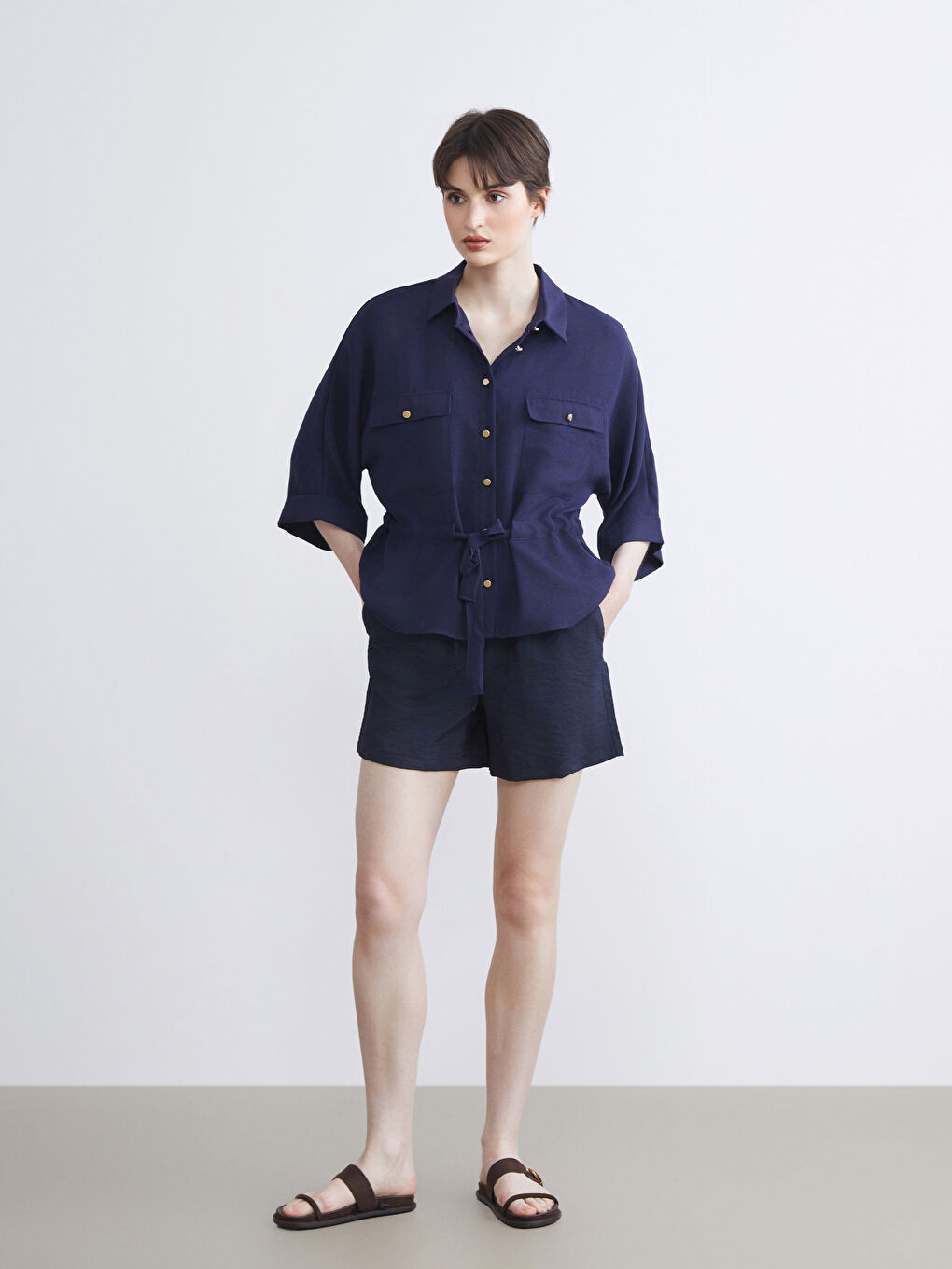 Lacivert Beli Lastikli Kadın Şort