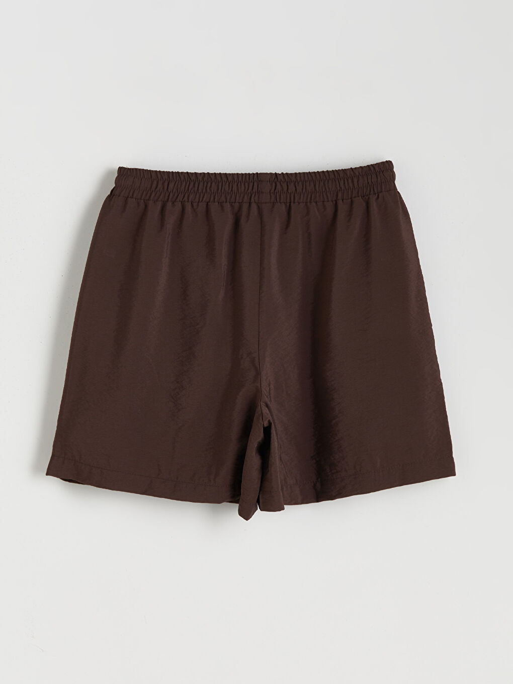 Kahverengi Beli Lastikli Kadın Şort-5