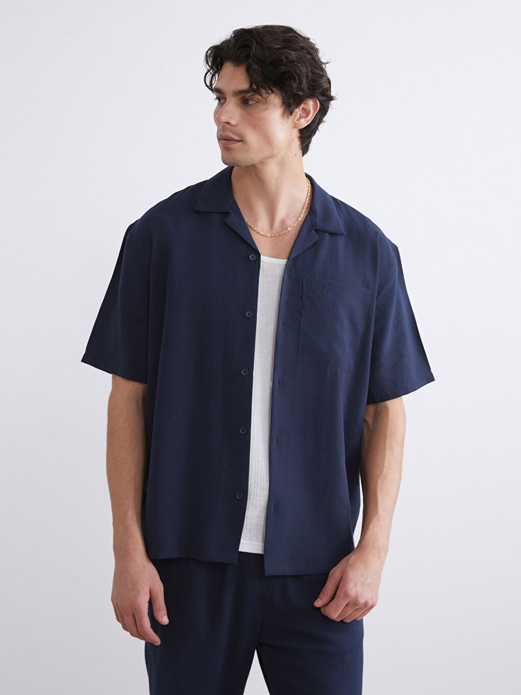 Relaxed Fit Resort Collar Short Sleeve Men's Shirt
