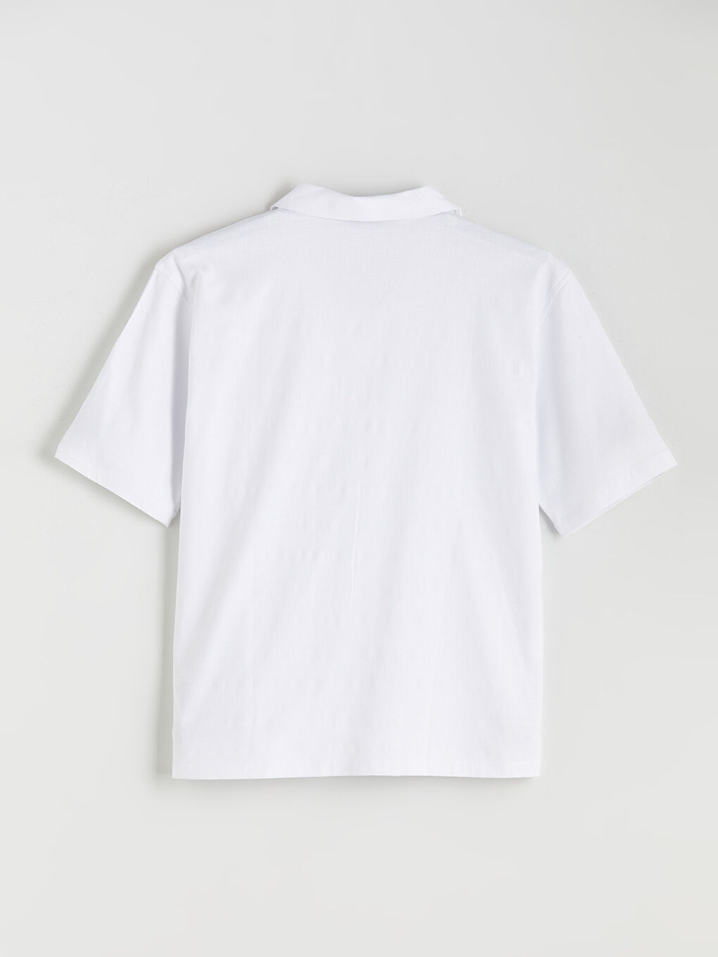 Beyaz Regular Fit Resort Yaka Kısa Kollu Erkek Gömlek-5