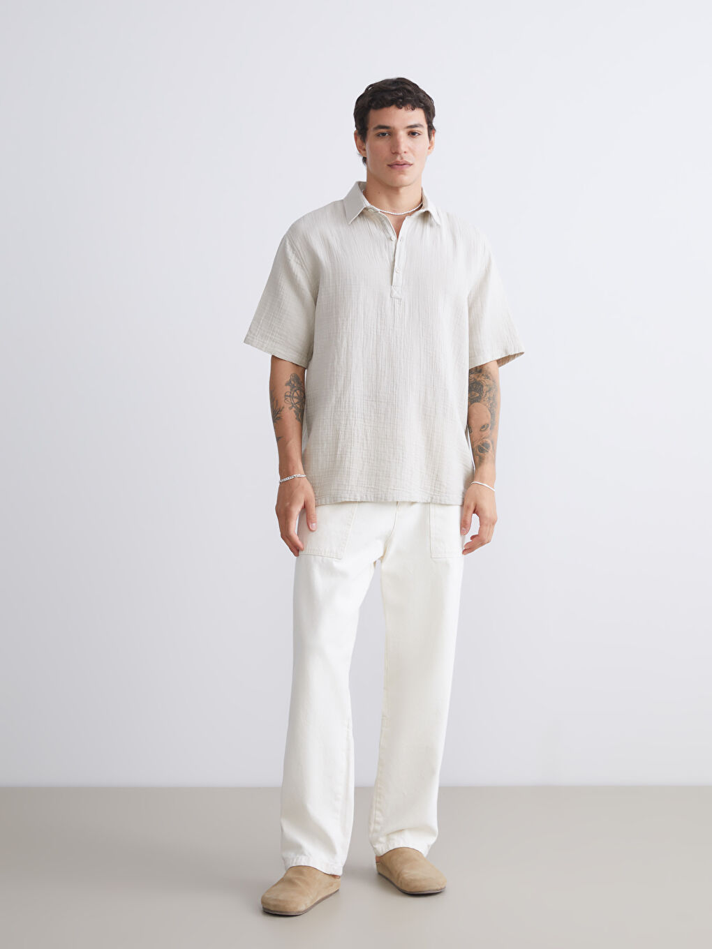 Gri Rahat Kalıp Kısa Kollu Müslin Erkek Gömlek-1