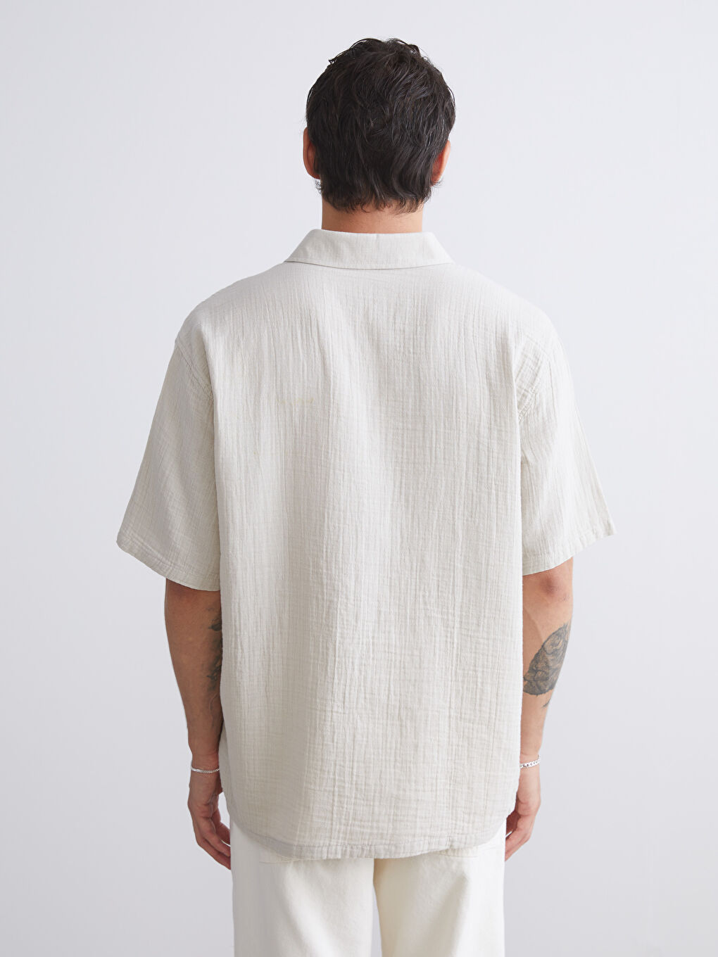 Gri Rahat Kalıp Kısa Kollu Müslin Erkek Gömlek-3