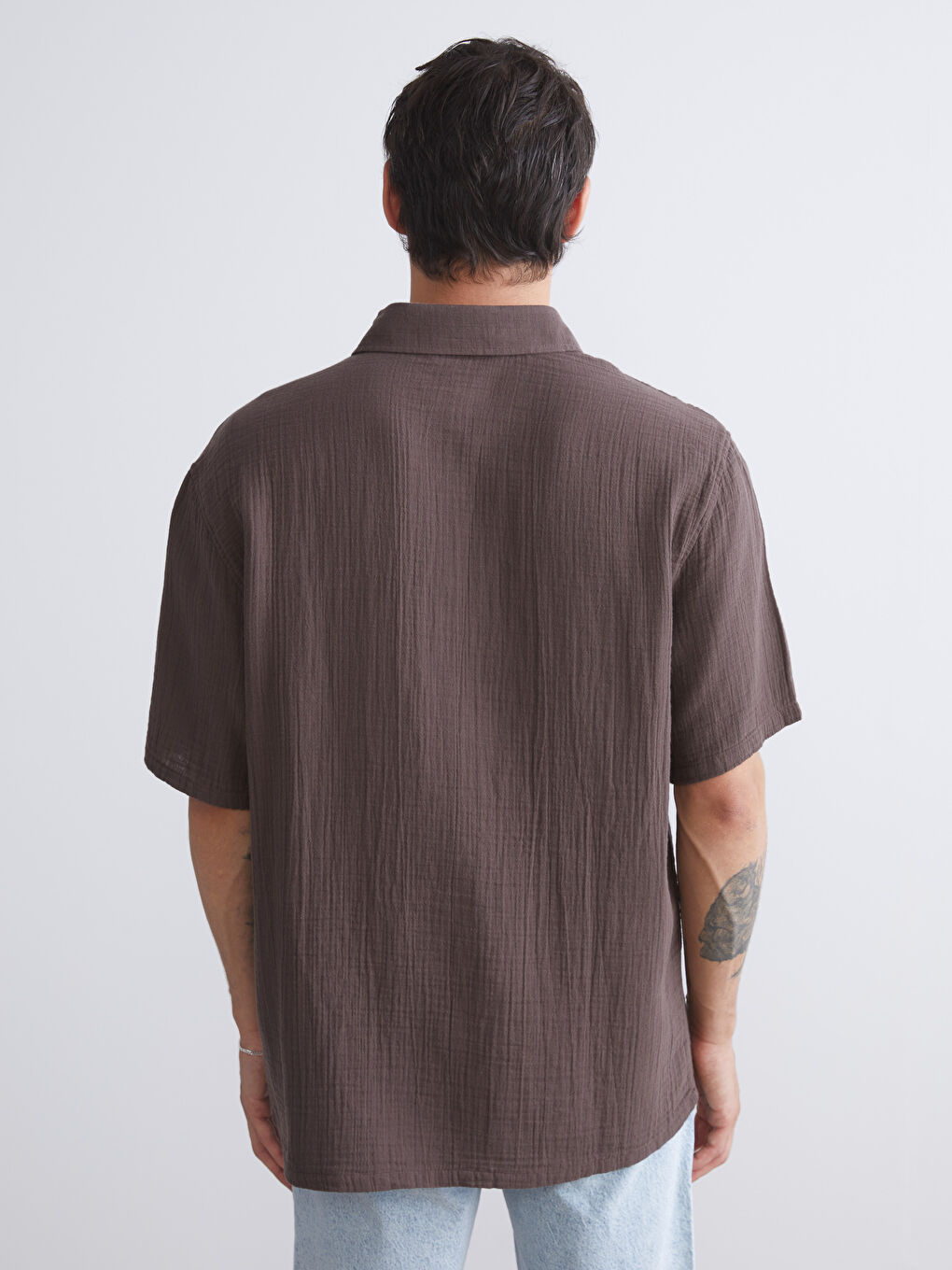 Kahverengi Rahat Kalıp Kısa Kollu Müslin Erkek Gömlek-3