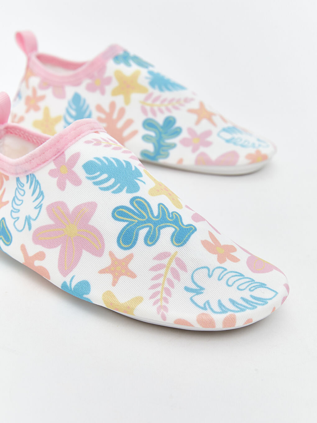 Beyaz Baskılı Kız Bebek Deniz Ayakkabısı-2