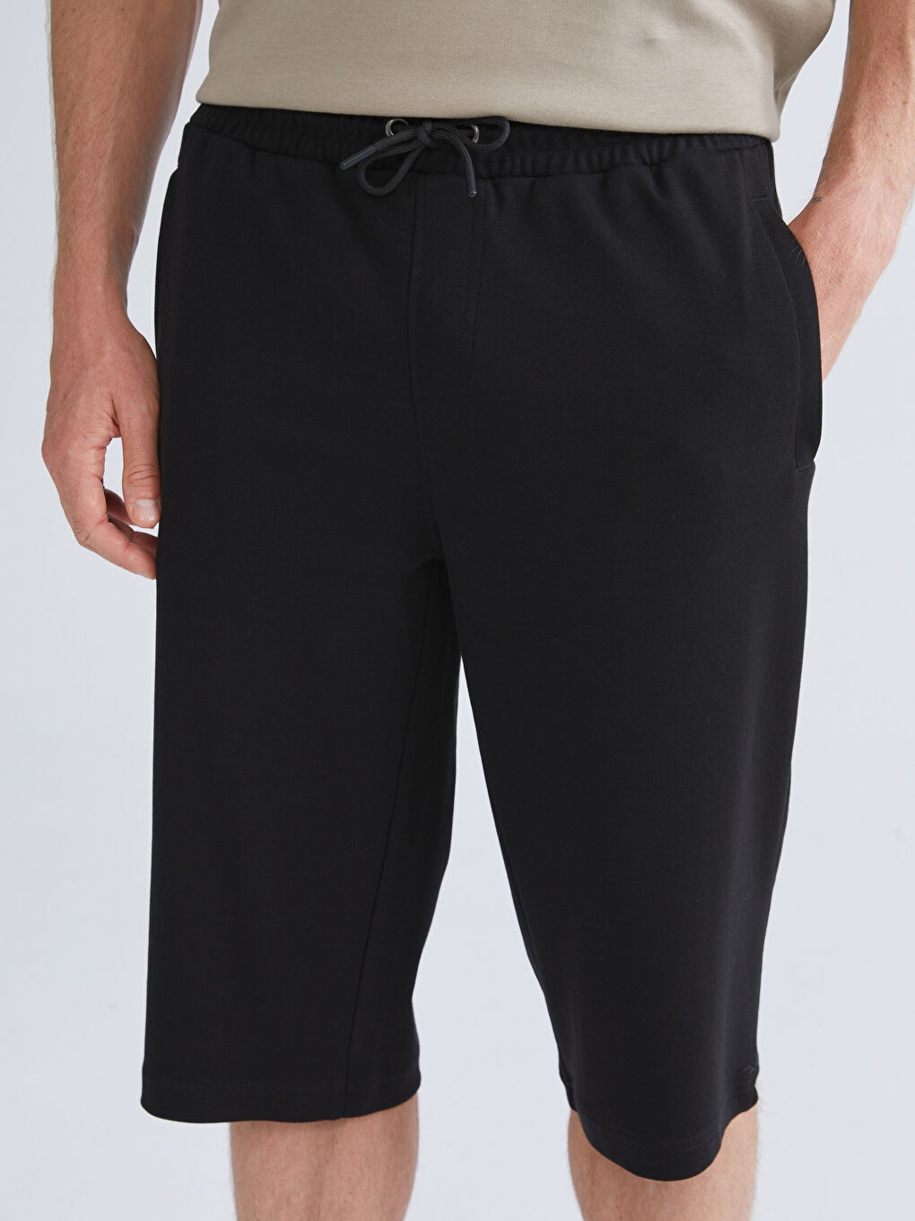 Siyah Standart Kalıp Erkek Şort-2