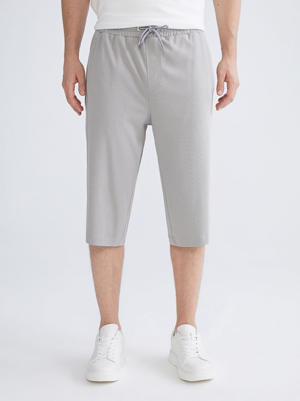 Gri Standart Kalıp Erkek Şort-1