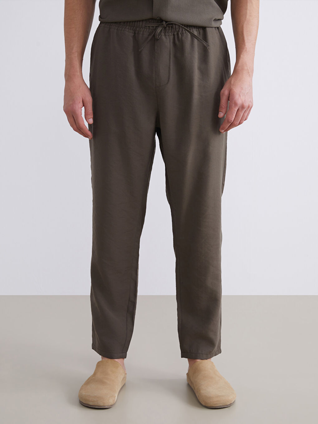 Relaxed Fit Twill Men's Trousers-1