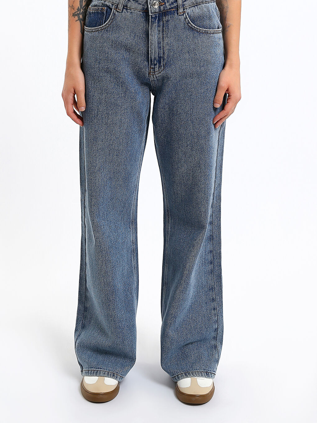 جينز واسع للسيدات-1