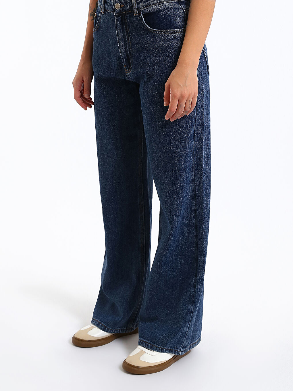 Wideleg Women's Jeans-3