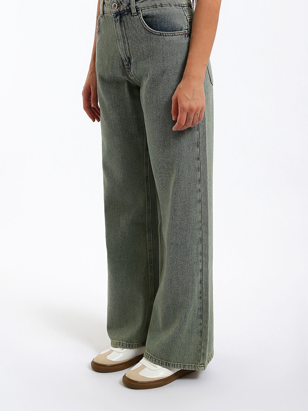 جينز واسع للسيدات-3