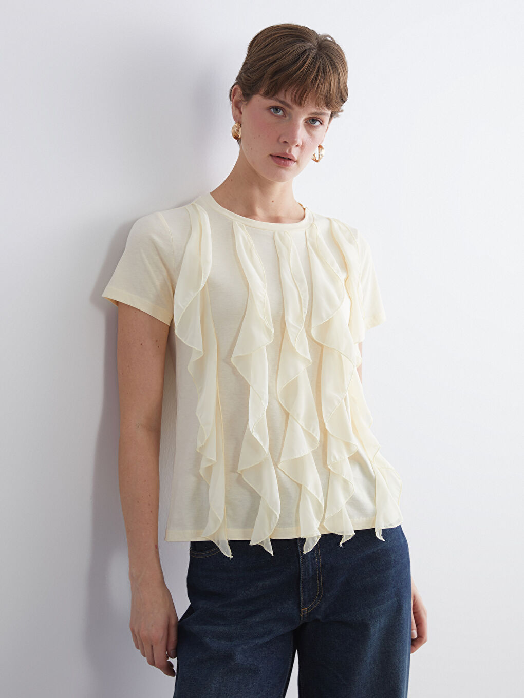 Bej Bisiklet Yaka Fırfırlı Bluz