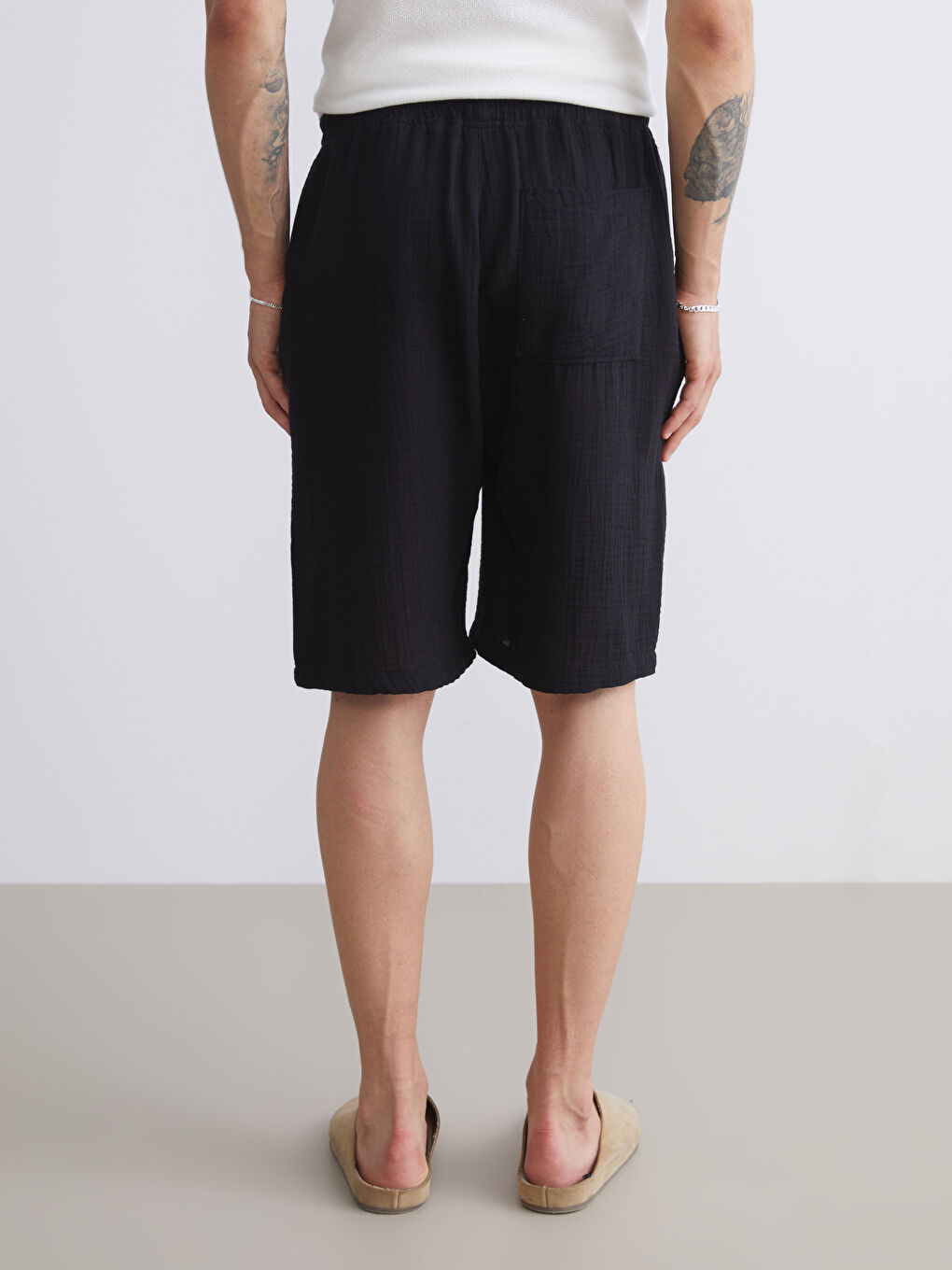 Siyah Rahat Kalıp Müslin Erkek Şort-7