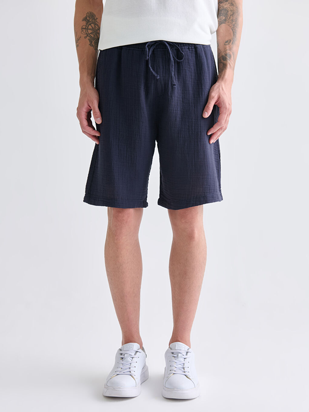 Lacivert Rahat Kalıp Müslin Erkek Şort-1