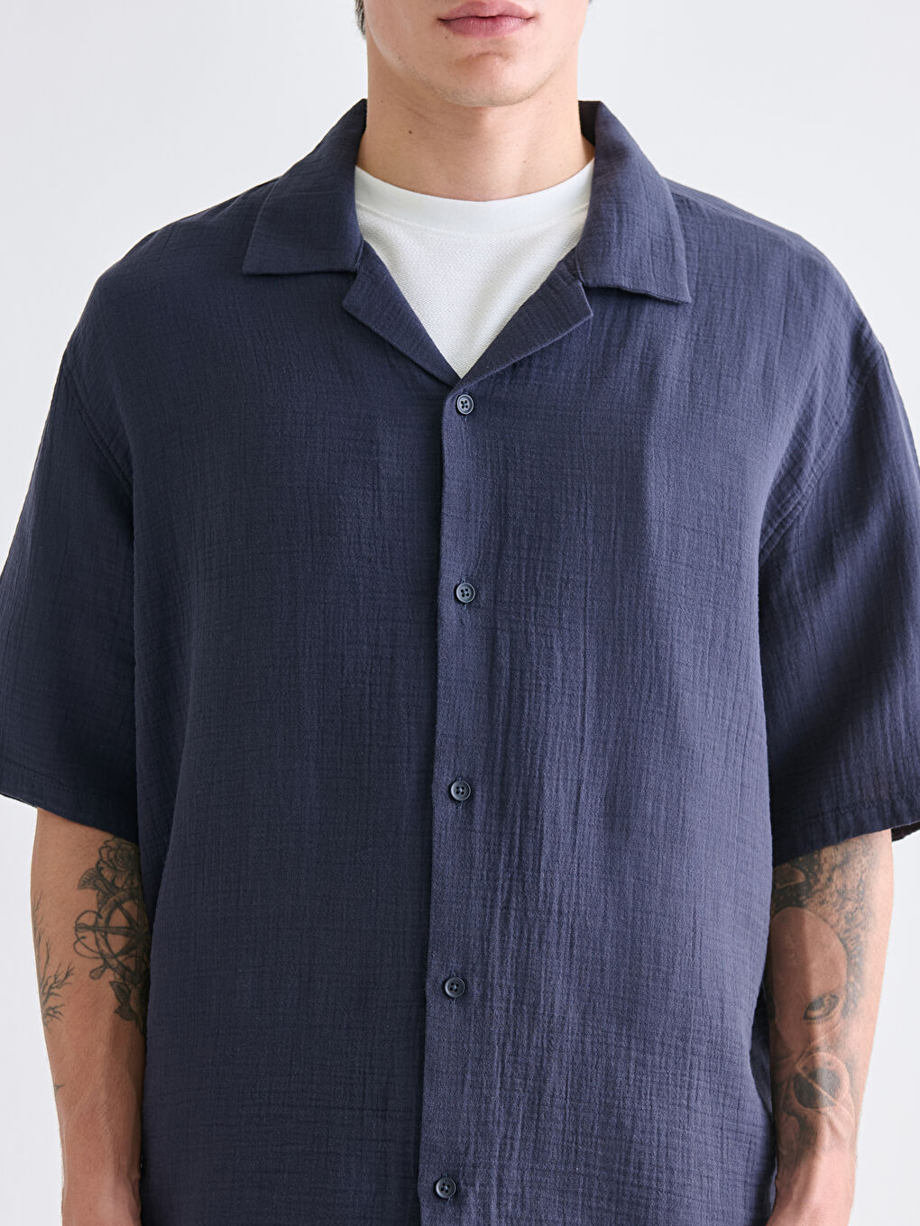 Lacivert Rahat Kalıp Resort Yaka Kısa Kollu Müslin Erkek Gömlek-2