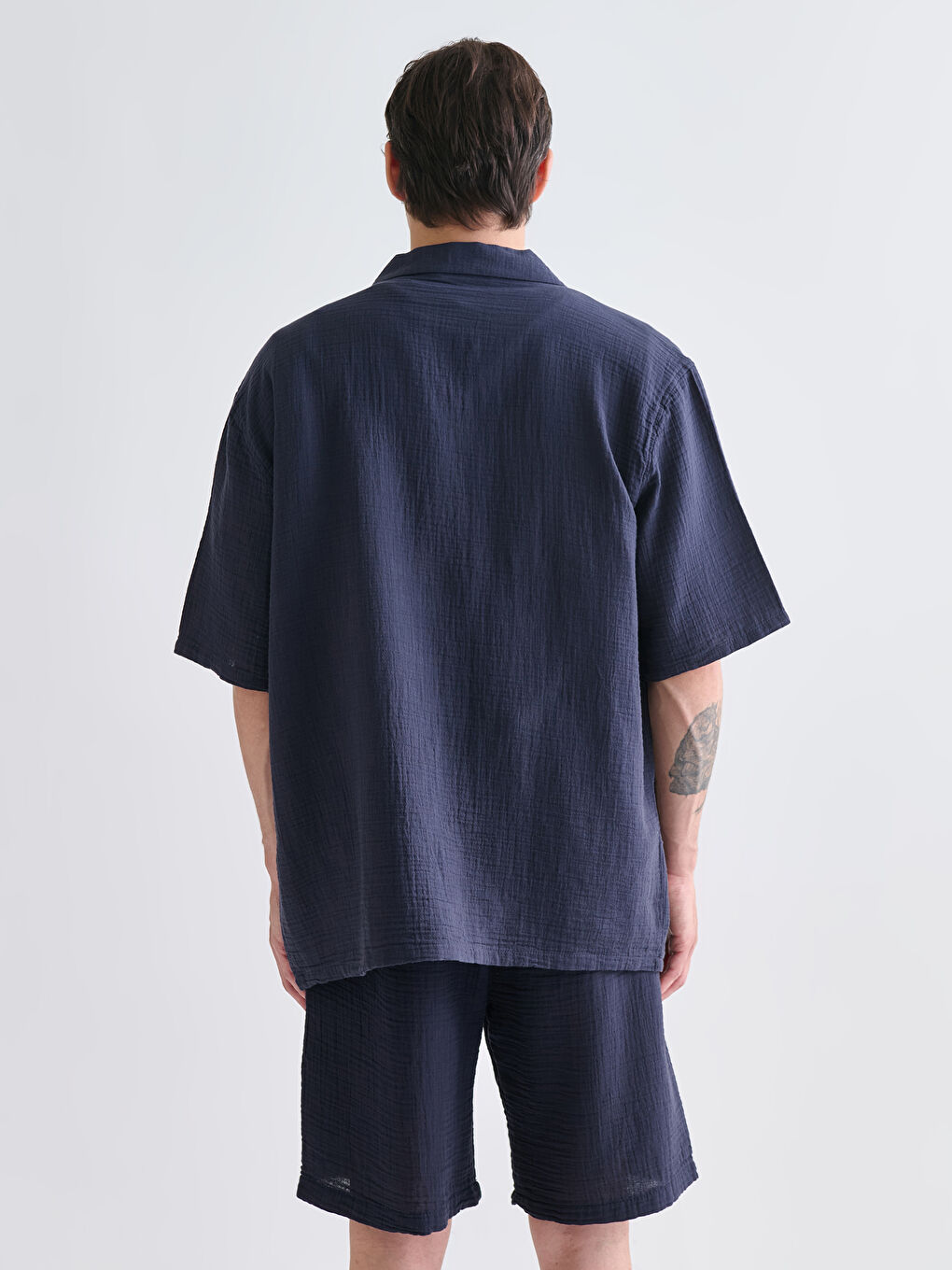 Lacivert Rahat Kalıp Resort Yaka Kısa Kollu Müslin Erkek Gömlek-3