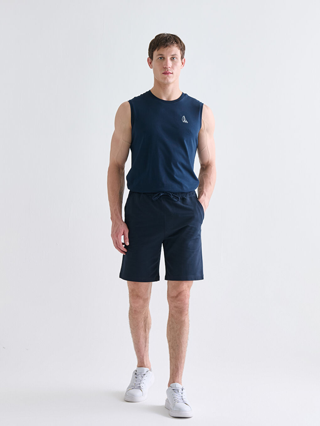 Lacivert Standart Kalıp Erkek Şort